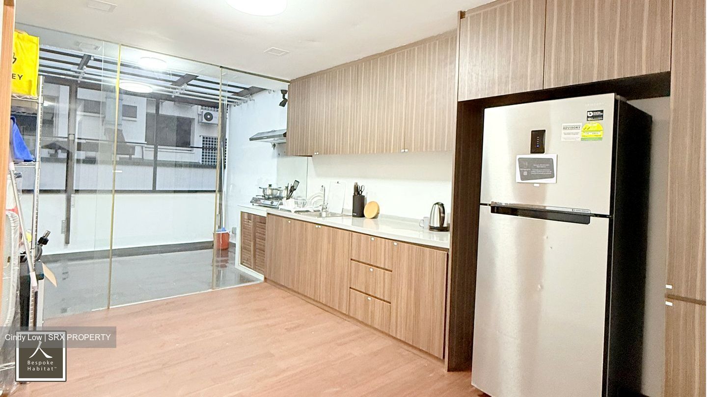 JK Building (D21), Apartment #557614191